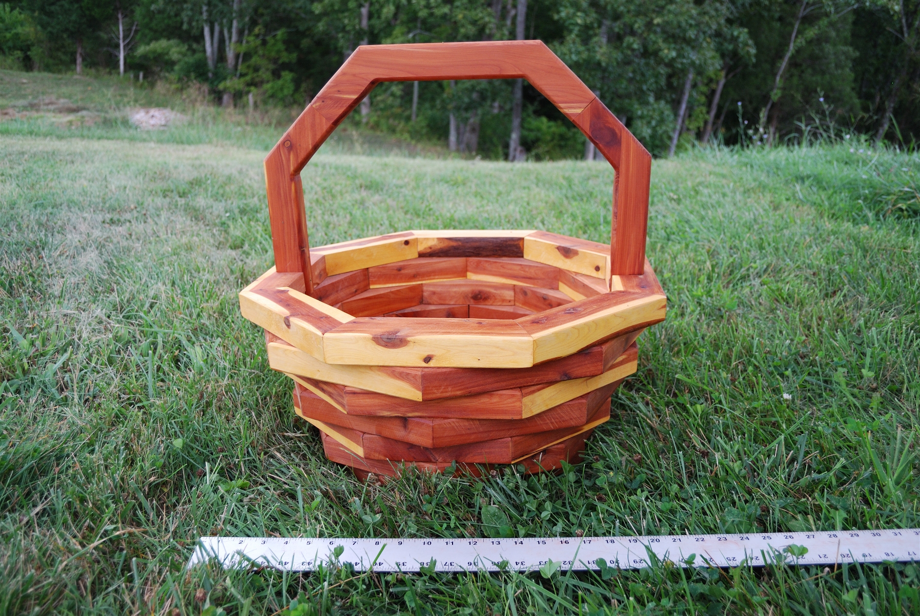 8-Sided Large Basket Planter